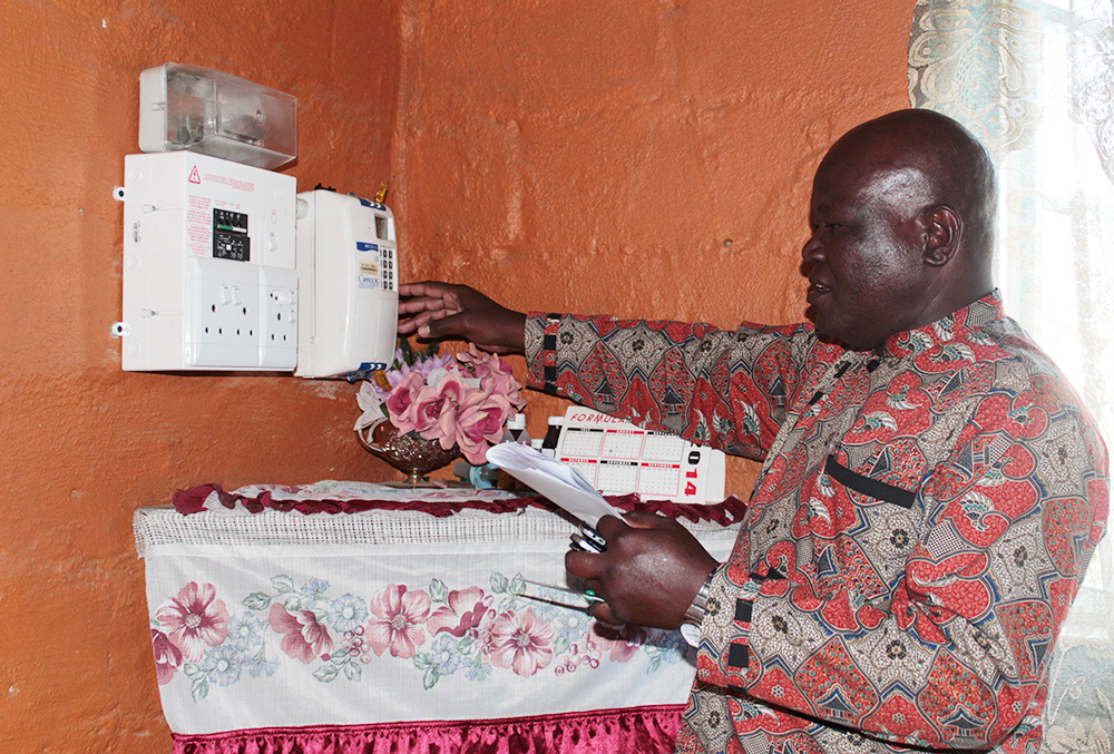 Erongo RED Electrifies 155 Houses in Omaruru, Karibib and Usakos